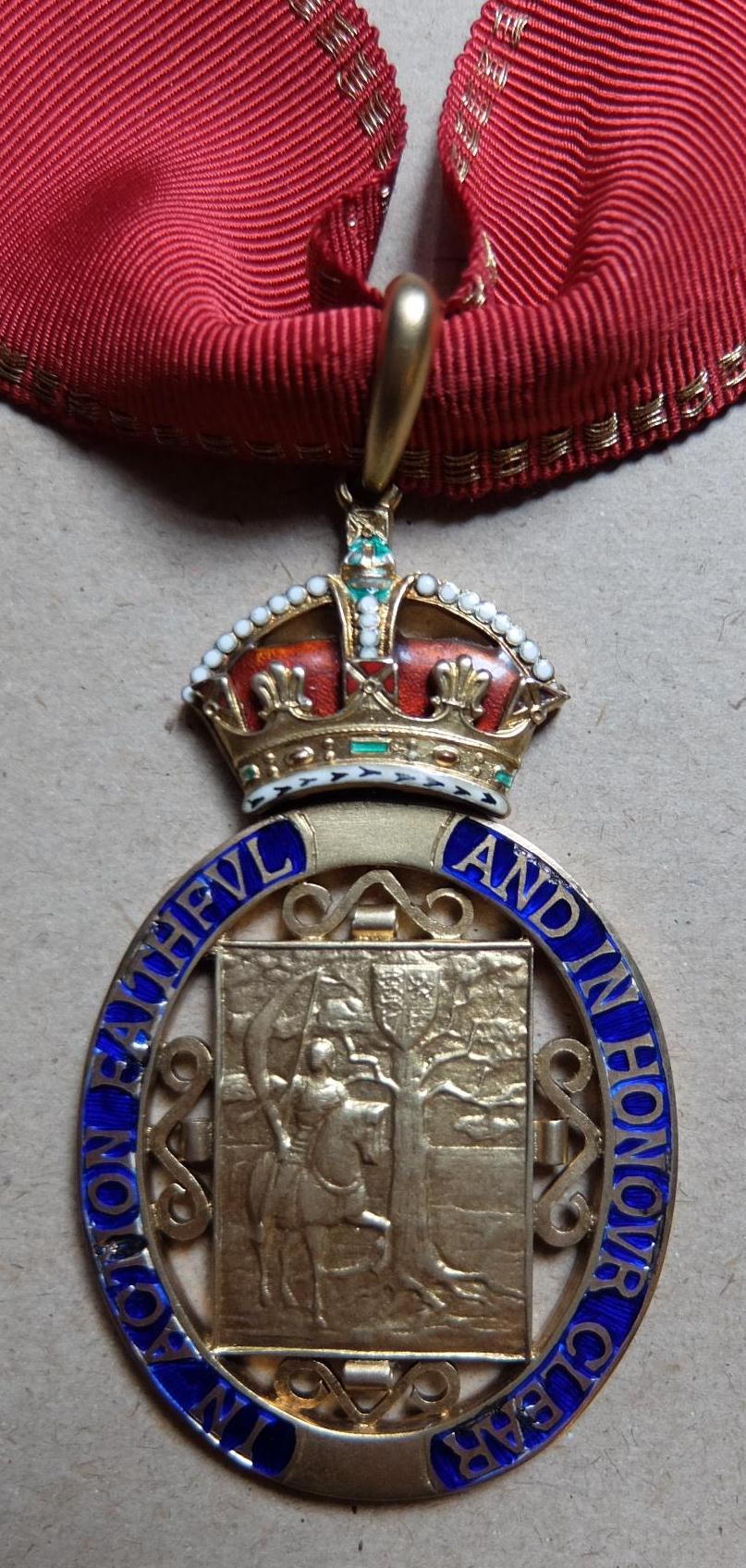 Companions of Honour badge